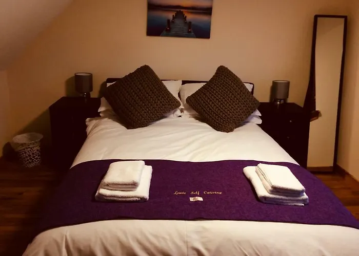 16 East Street Sandwick Stornoway
