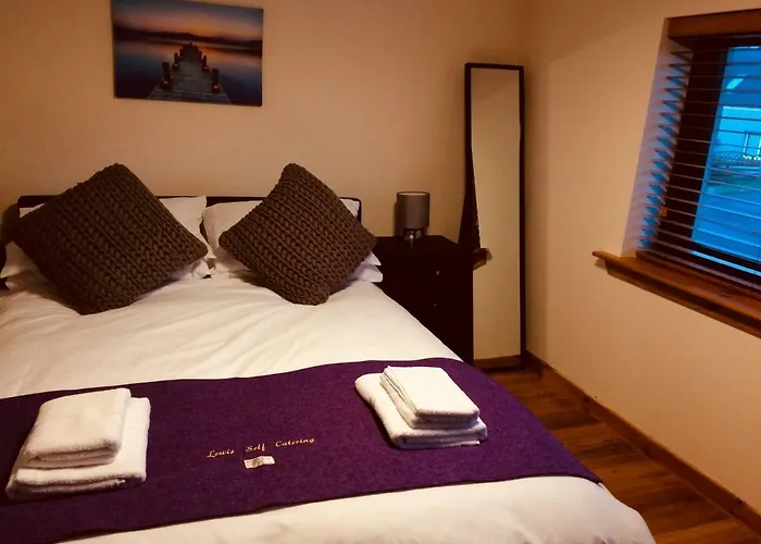 16 East Street Sandwick Stornoway