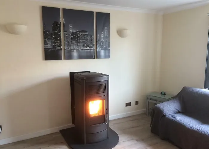16 East Street Sandwick Stornoway